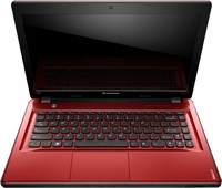 Lenovo IdeaPad Z580 Laptop,  Intel Core i5 3210M 2.5GHz,  8GB RAM,  1TB HDD,  15.6 HD LED,  DVDRW,  NVIDIA GT630M,  Webcam,  Windows 8 64bit - Red