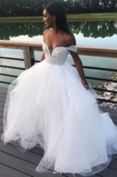 Charming Off The Shoulder A Line Wedding Dresses White Tulle Lace V-Neck Bridal Gowns