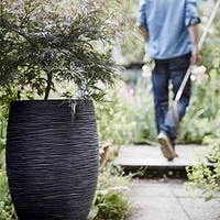 Deluxe Vase Rib - Black