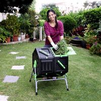 Dual Chamber Tumbling Composter