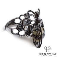 Hornet Ring in Silver and Amber