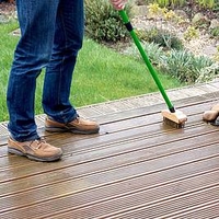 Telescopic Wire Decking Brush / Path,  Patio and Decking Cleaner Concentrate