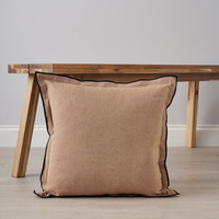Pierre Cushion,  Natural
