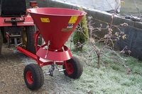 SCH TBS100 Towed Spreader