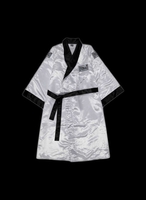 Muhammad Ali signed boxing robe - Unframed + £0.00