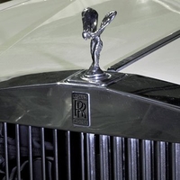 Luxury Classic Car Driving Derbyshire