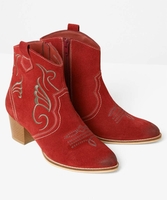 In The Mood Suede Boots