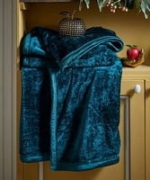 Super Soft Glisten Throw