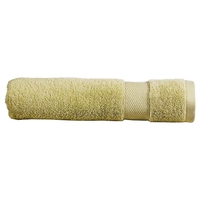 Christy Refresh Towel Bamboo Hand