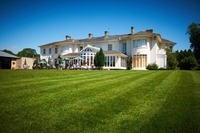 Deluxe Spa Day with 3 Treatments,  Lunch and Fizz at Bannatyne Kingsford Park