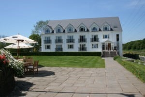 One Night Break with Dinner at The Towers Hotel