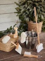 Cleaning Set in FSC® Wood multi
