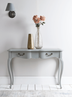 Chateaux Console Table