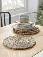 NEW Four Round Seagrass Placemat - Black