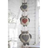 Debbie Shore Pattern and Instructions Download - String of Owls